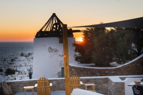 THE VIEW OF MYKONOS